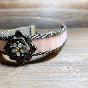 Antique Style Velvet Ribbon Bracelet